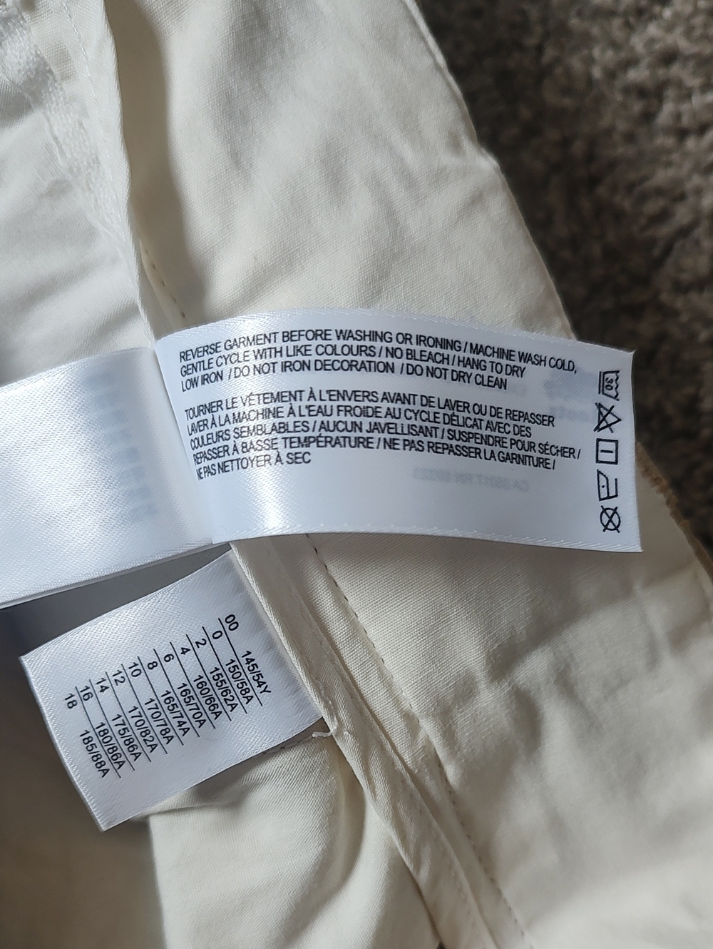 Roots Size 8 100% Organic Cotton Pleated Pants - Picture 9 of 10